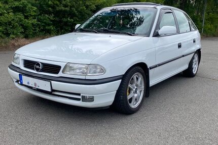 Opel Astra 69.300 km 4.095 € Duderstadt 37115