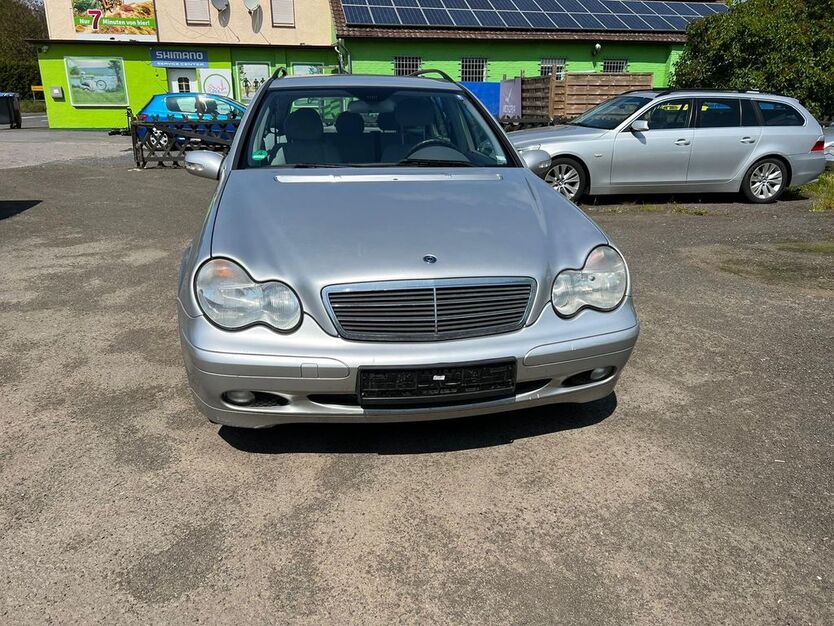 Mercedes-Benz C 200 252.846 km 2.200 € Göttingen 37081
