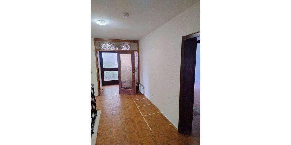 Bungalow Bad Sooden-Allendorf Allendorf - 6 Zimmer, 200 m&sup2;, 275.000&euro; | Angebot:26805701
