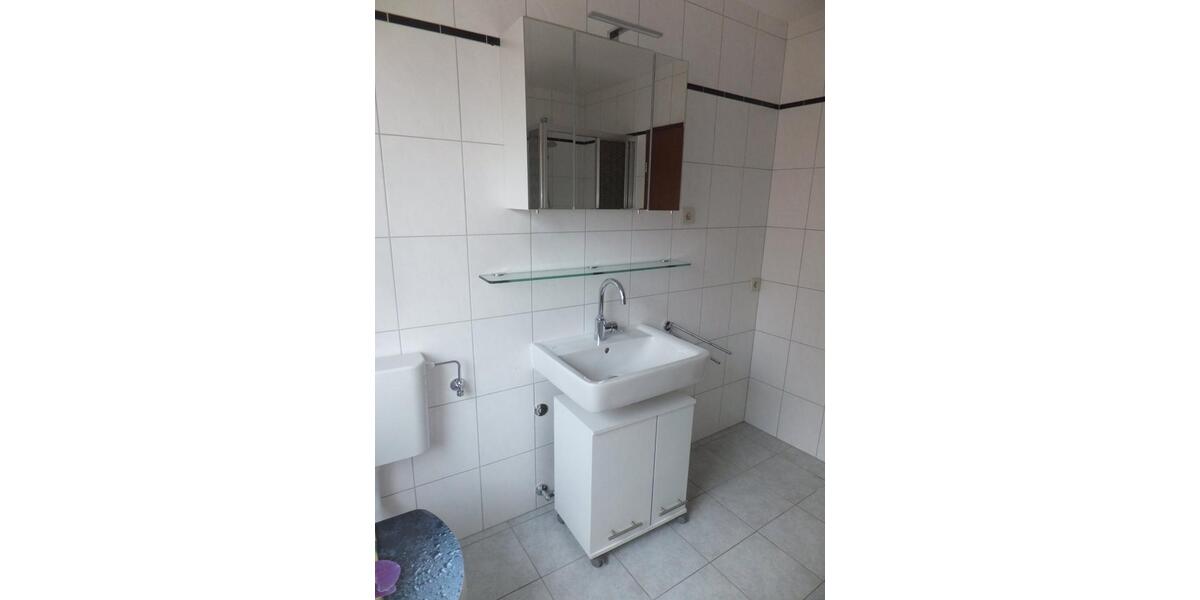 Etagenwohnung Duderstadt - 3 Zimmer, 94 m&sup2;, 695&euro; | Angebot:26429400
