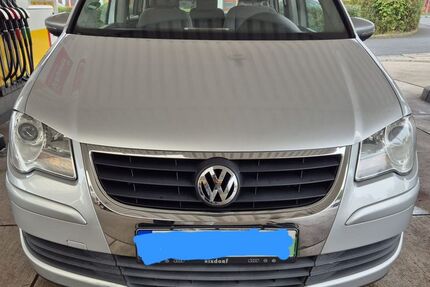 VW Touran 170.000 km 6.350 € Goettingen 37081