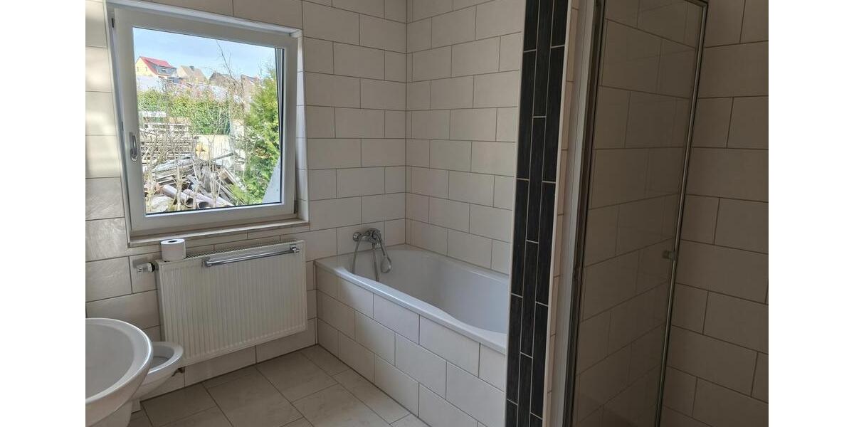 Etagenwohnung Heilbad Heiligenstadt - 3 Zimmer, 85 m&sup2;, 860&euro; | Angebot:25539501
