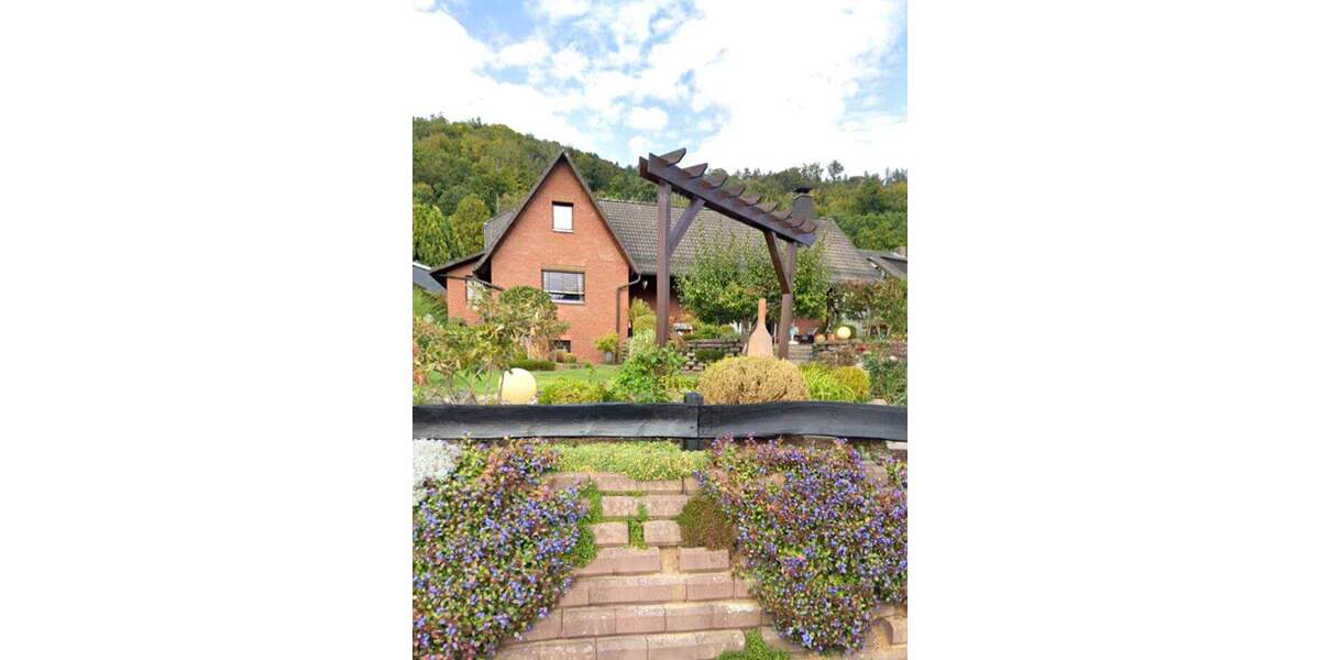 Einfamilienhaus Hann. Münden - 5 Zimmer, 147 m&sup2;, 300.000&euro; | Angebot:25738656