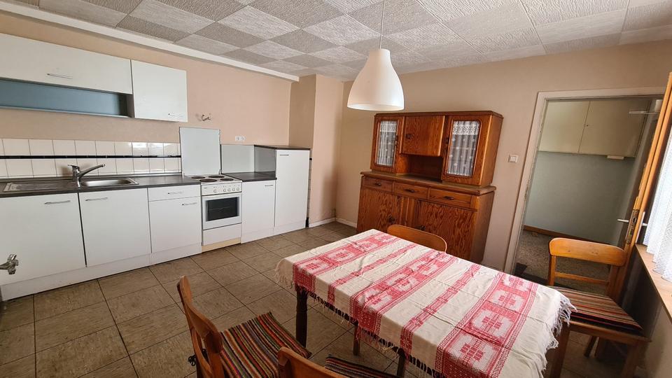 Mehrfamilienhaus, Wohnhaus Ebergötzen - 10 Zimmer, 235 m&sup2;, 195.000&euro; | Angebot:27191927