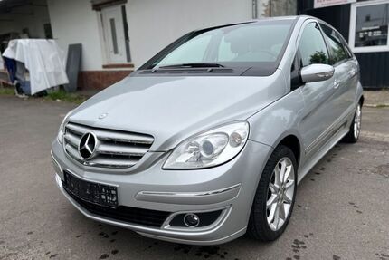 Mercedes B 200