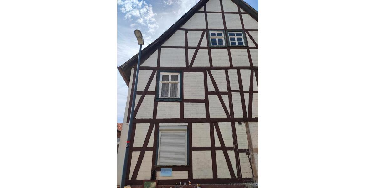 Doppelhaushälfte Bad Sooden-Allendorf Allendorf - 8 Zimmer, 133 m&sup2;, 50.000&euro; | Angebot:27004760