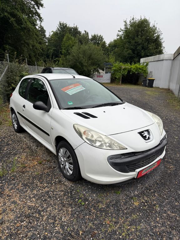 Peugeot 206 130.000 km 2.490 € Göttingen 37079
