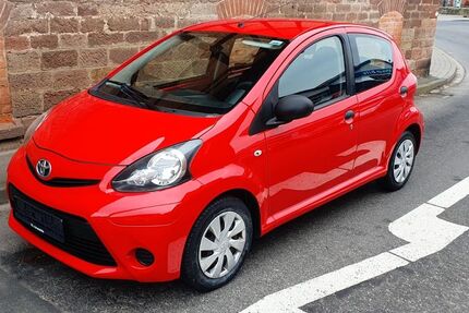 Toyota Aygo (X) 120.300 km 4.500 &euro; Witzenhausen 37215
