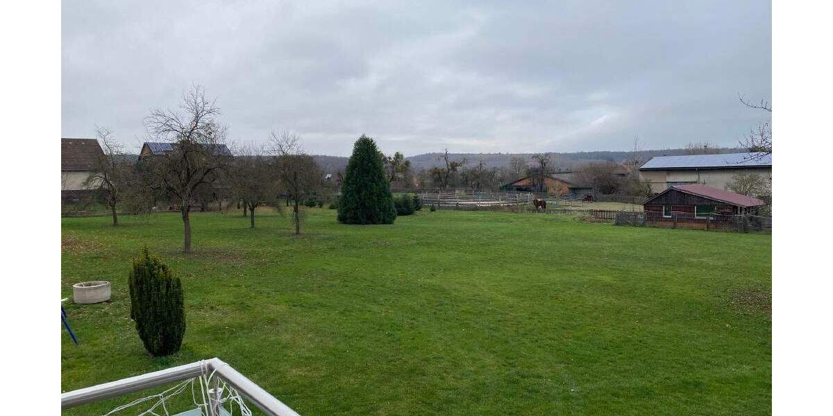 Mehrfamilienhaus mit extra Baugrundstück 4.208 m² in Bovenden-Reyershausen 1 zimmer
