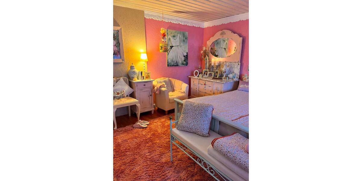 Einfamilienhaus Hardegsen - 12 Zimmer, 350 m&sup2;, 349.000&euro; | Angebot:25756950