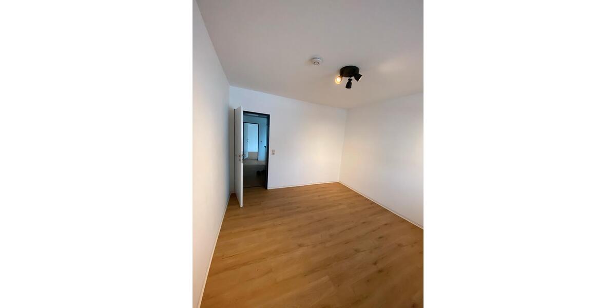 Etagenwohnung Rosdorf - 2 Zimmer, 32 m&sup2;, 112.500&euro; | Angebot:27020320