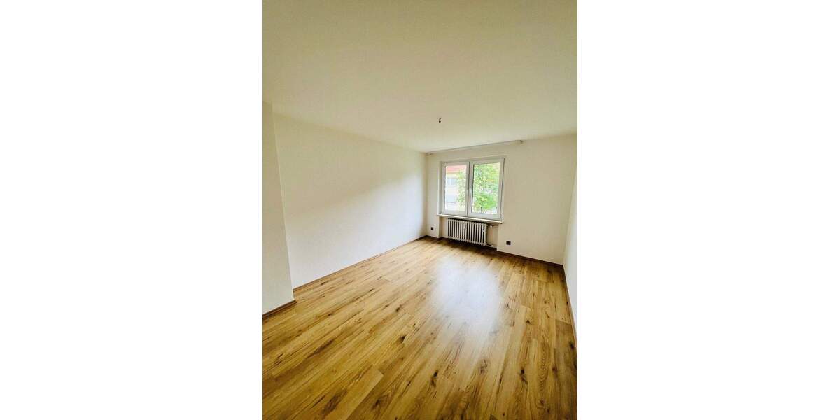Etagenwohnung Northeim - 4 Zimmer, 86 m&sup2;, 650&euro; | Angebot:25476550
