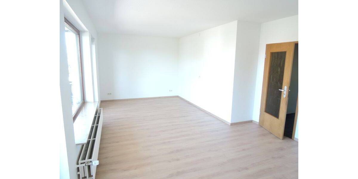 Etagenwohnung Northeim - 2 Zimmer, 64 m&sup2;, 600&euro; | Angebot:26379736