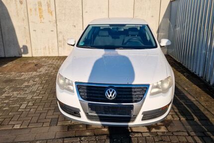 VW Passat 261.578 km 1.500 &euro; Bovenden 37120