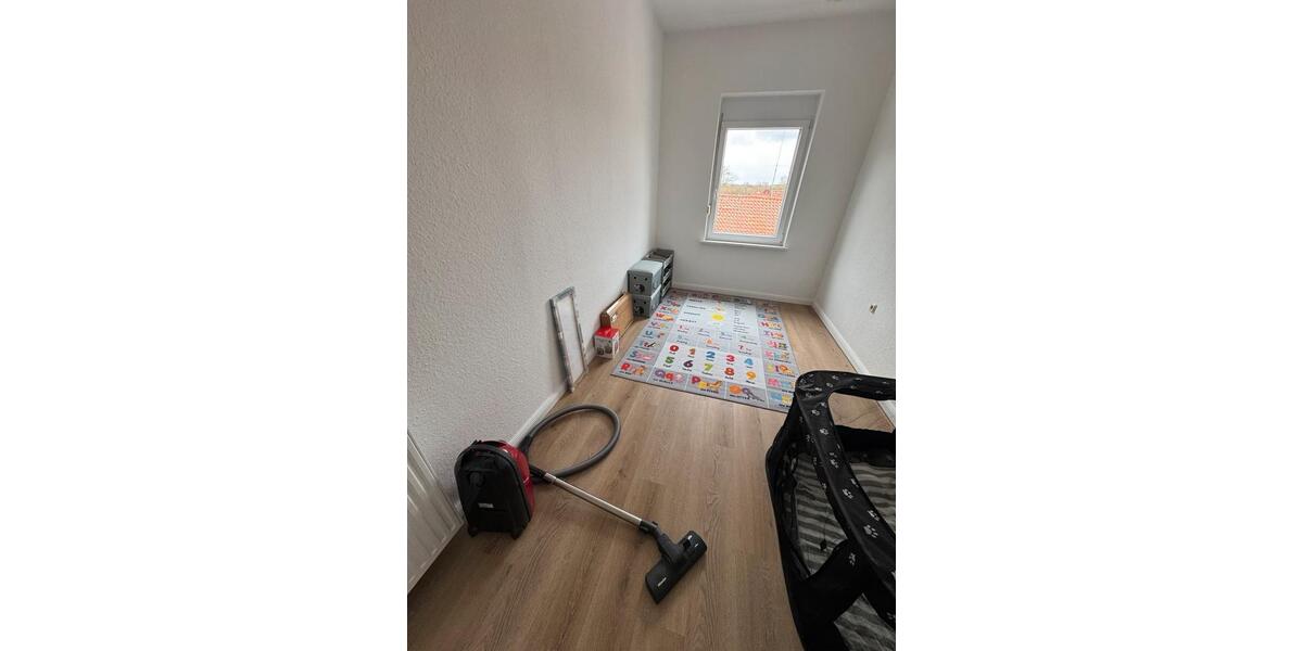 Dachgeschoßwohnung Northeim - 4 Zimmer, 89 m&sup2;, 890&euro; | Angebot:26483400