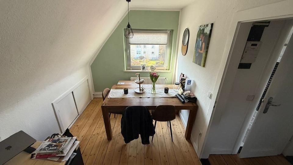 Dachgeschoßwohnung Göttingen - 3 Zimmer, 50 m&sup2;, 400&euro; | Angebot:26321708