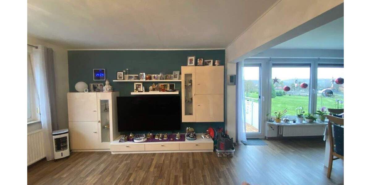 Mehrfamilienhaus mit extra Baugrundstück 4.208 m² in Bovenden-Reyershausen 1 zimmer