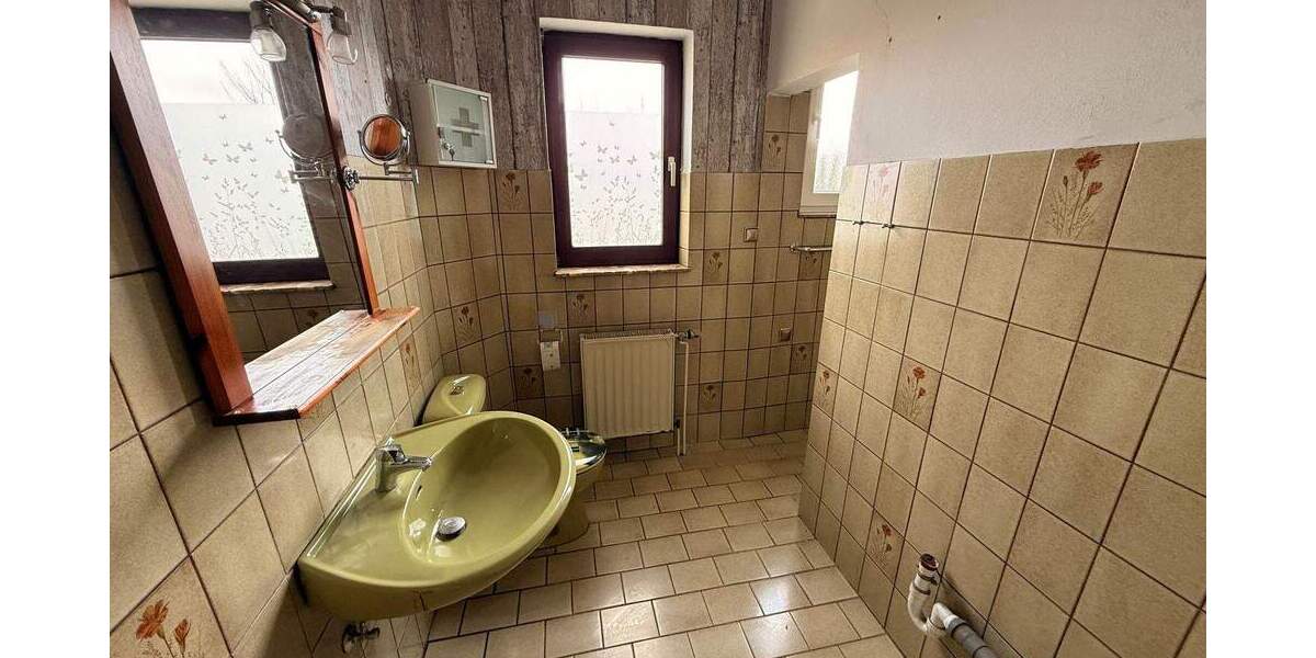 Reihenendhaus Katlenburg-Lindau Lindau - 8 Zimmer, 150 m&sup2;, 75.000&euro; | Angebot:25802624