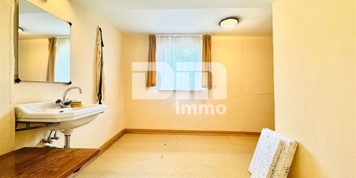 Großzügiges Einfamilienhaus mit moderner Heizung + Kachelofen in Arenshausen - Einfamilienhaus Arenshausen | Angebot:27055117