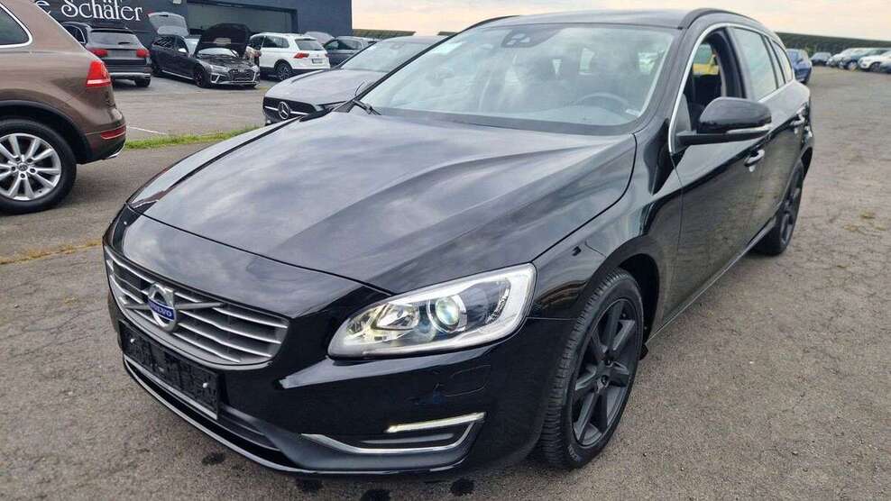 Volvo V60 19.000 km 20.999 € Fuldatal (Kassel) 34233