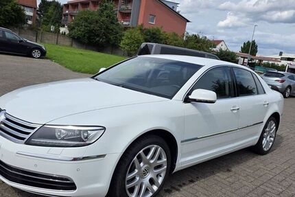 VW Phaeton