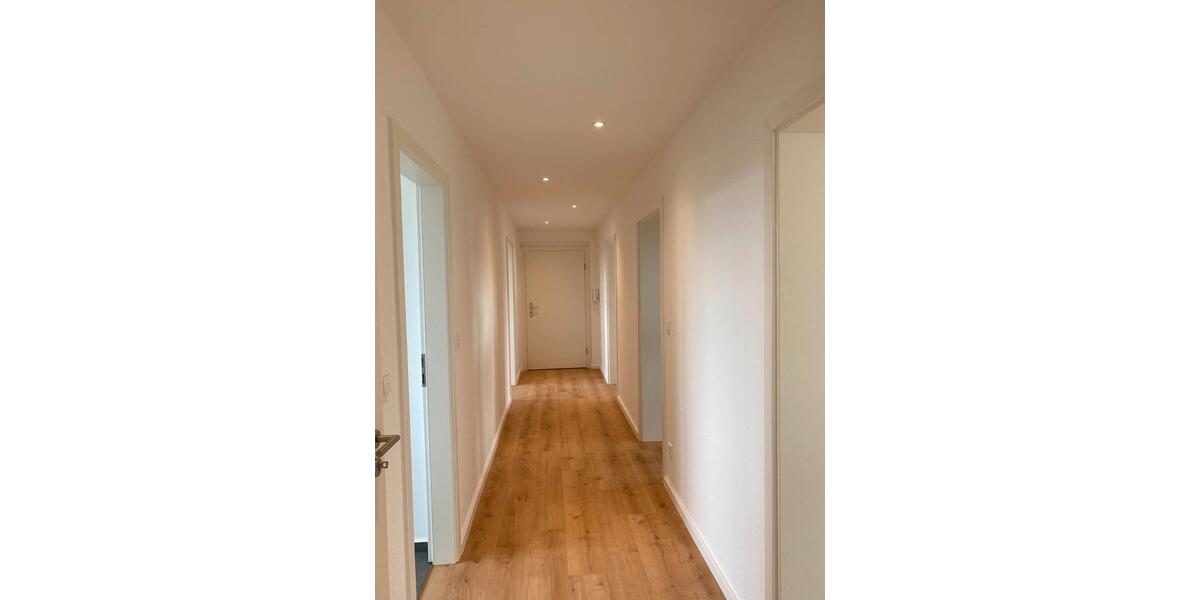 Etagenwohnung Göttingen Oststadt - 4 Zimmer, 92 m&sup2;, 294.000&euro; | Angebot:26144021