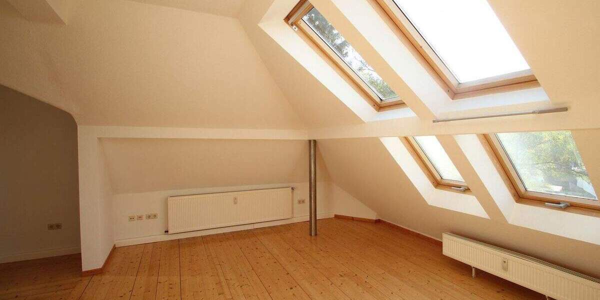 OSTVIERTEL, An der Schillerwiese, Sonnige 2-Zimmer-Dachgeschoß-Whg, H52 E5 2 zimmer