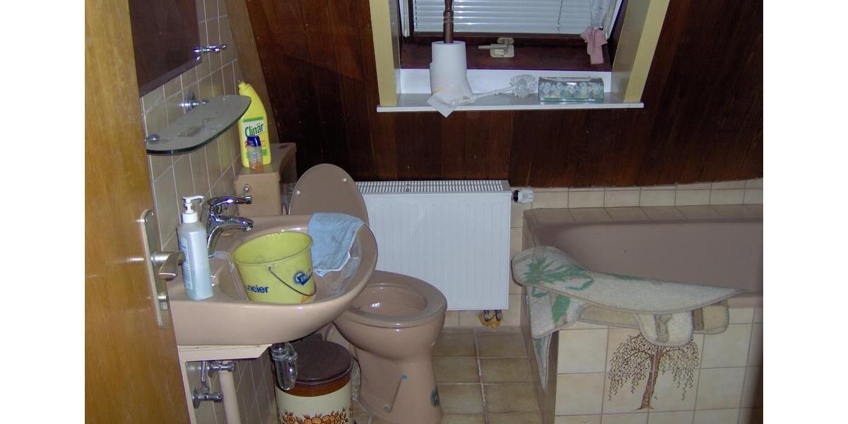 Einfamilienhaus Hann. Münden - 10 Zimmer, 150 m&sup2;, 150.000&euro; | Angebot:24417204