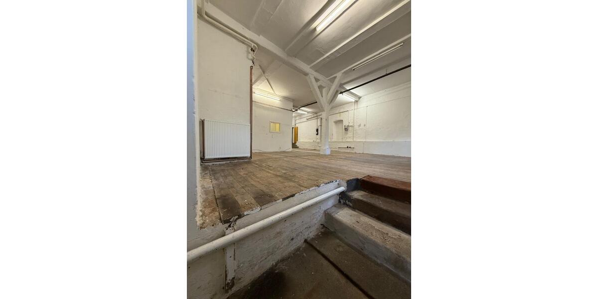 Lagerhalle Lagerfläche 140 m² in Göttingen zimmer