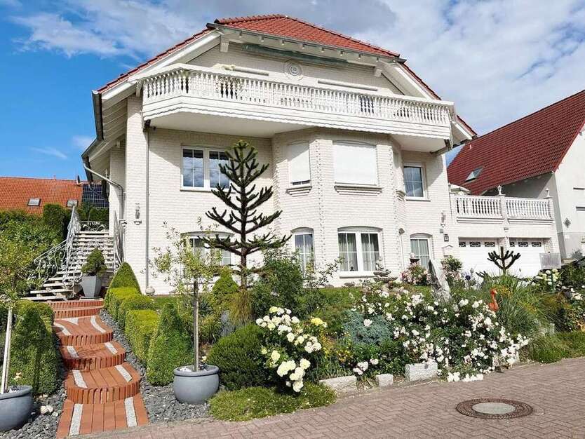 Haus zum Kaufen in Uslar 449.000 € 203 m²