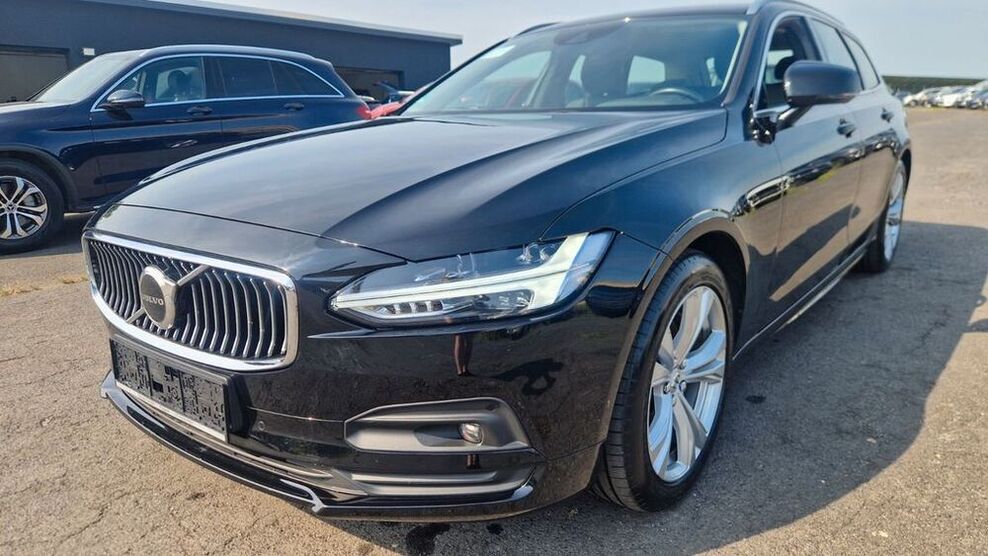 V90