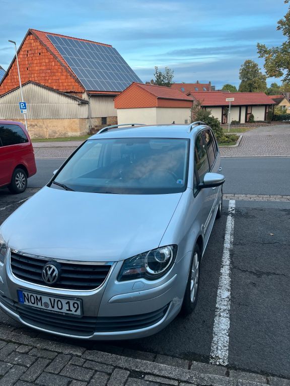VW Touran 239.500 km 4.190 € Uslar 37170