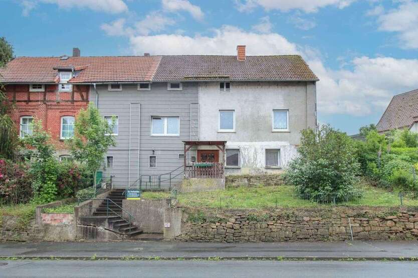 Haus zum Kaufen in Uslar 80.000 € 90.01 m²