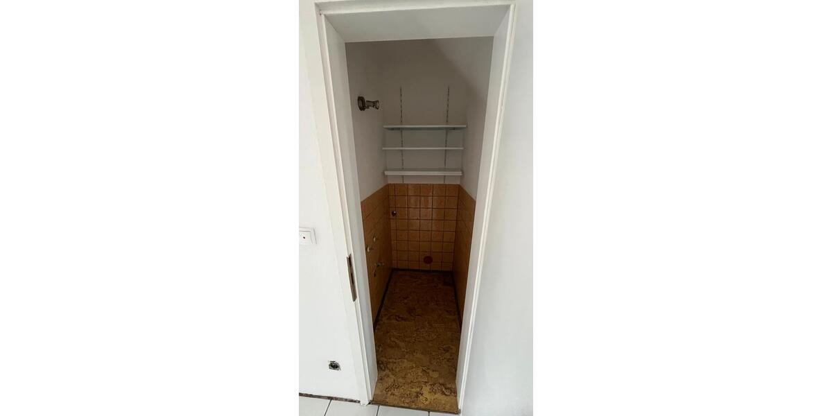 Dachgeschoßwohnung Rosdorf - 4 Zimmer, 83 m&sup2;, 750&euro; | Angebot:26350800
