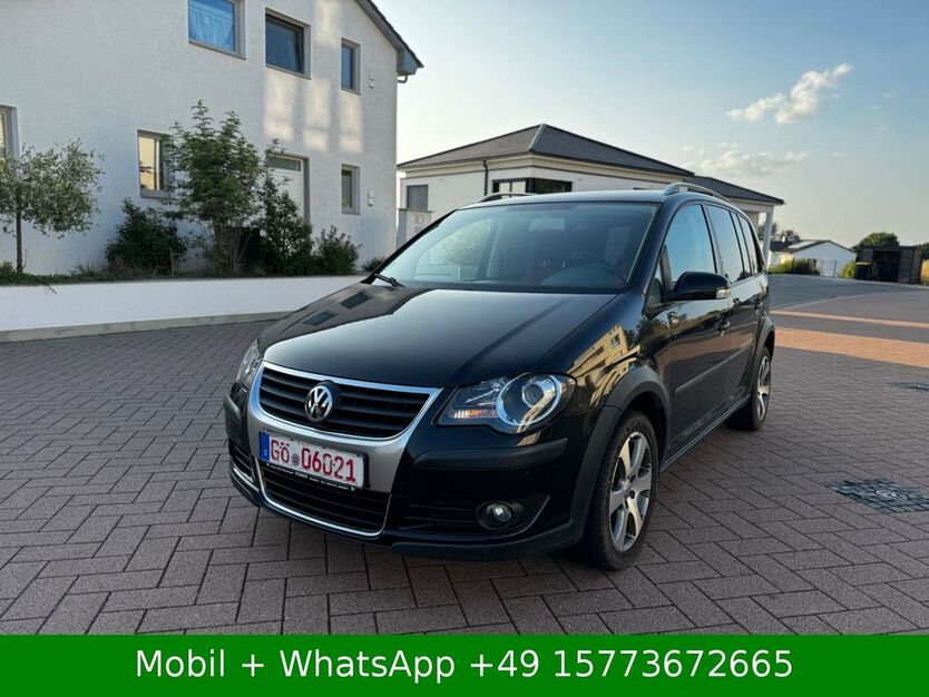 VW Touran 196.000 km 5.999 € Nörten Hardenberg 37176