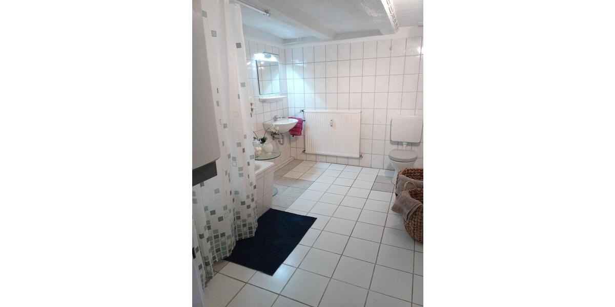 Erdgeschoßwohnung Uslar - 3 Zimmer, 100 m&sup2;, 495&euro; | Angebot:26412630