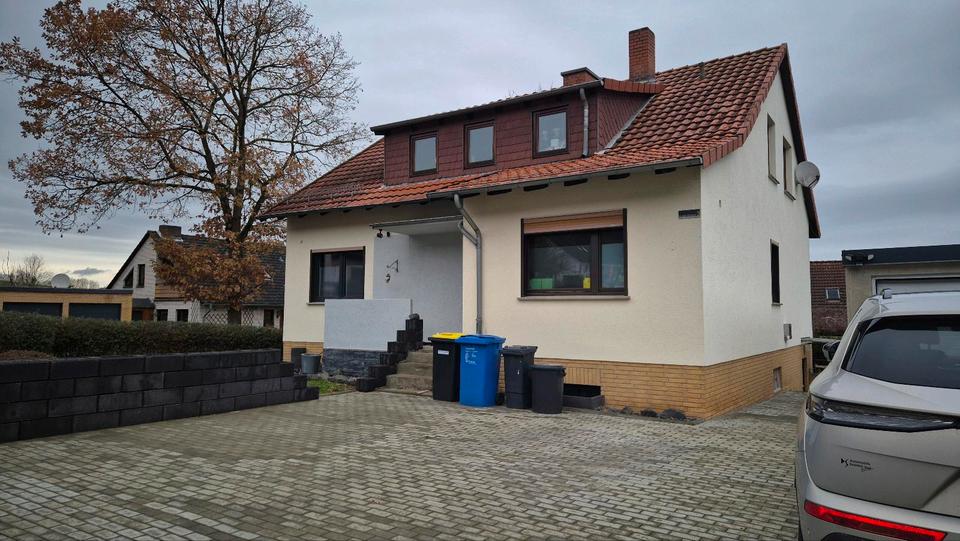 Mehrfamilienhaus, Wohnhaus Bovenden - 7.5 Zimmer, 172 m&sup2;, 330.000&euro; | Angebot:25722768