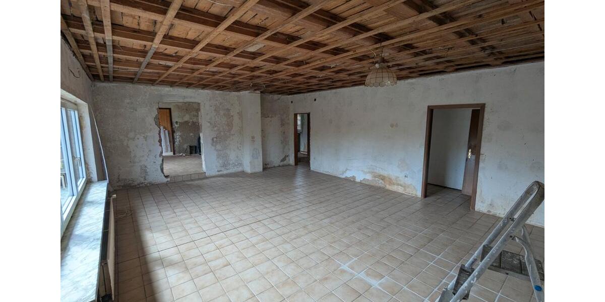 Einfamilienhaus Kalefeld - 7 Zimmer, 160 m&sup2;, 150.000&euro; | Angebot:26706898