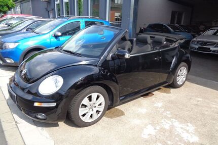 VW New Beetle