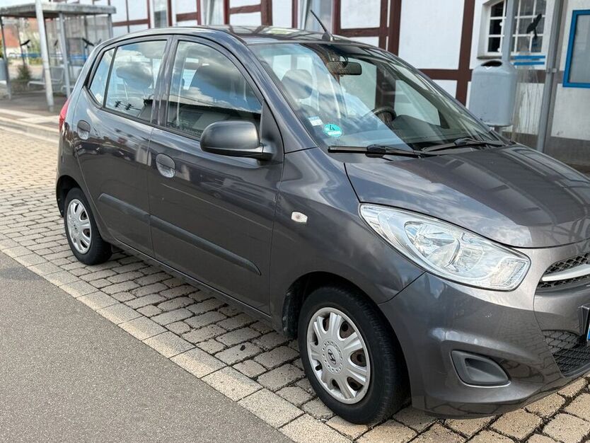 i10