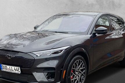 Ford Mustang Mach-E 21.000 km 48.900 &euro; Duderstadt 37115