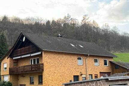 Haus Bodenfelde - 5 Zimmer, 255 m&sup2;, 1.449&euro; | Angebot:25324061