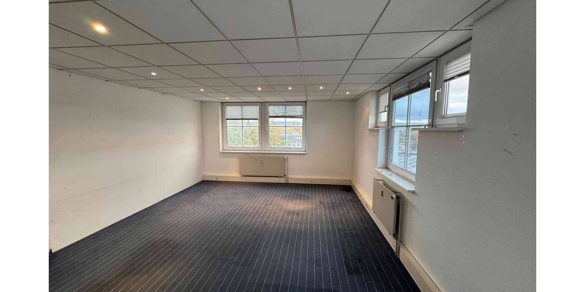 Gewerbeobjekt Göttingen Weststadt - 4 Zimmer, 120 m&sup2;, 800&euro; | Angebot:25668255