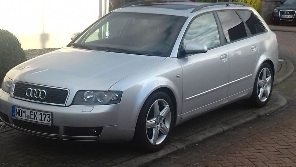 Audi A4 106.000 km 9.999 € Uslar 37170