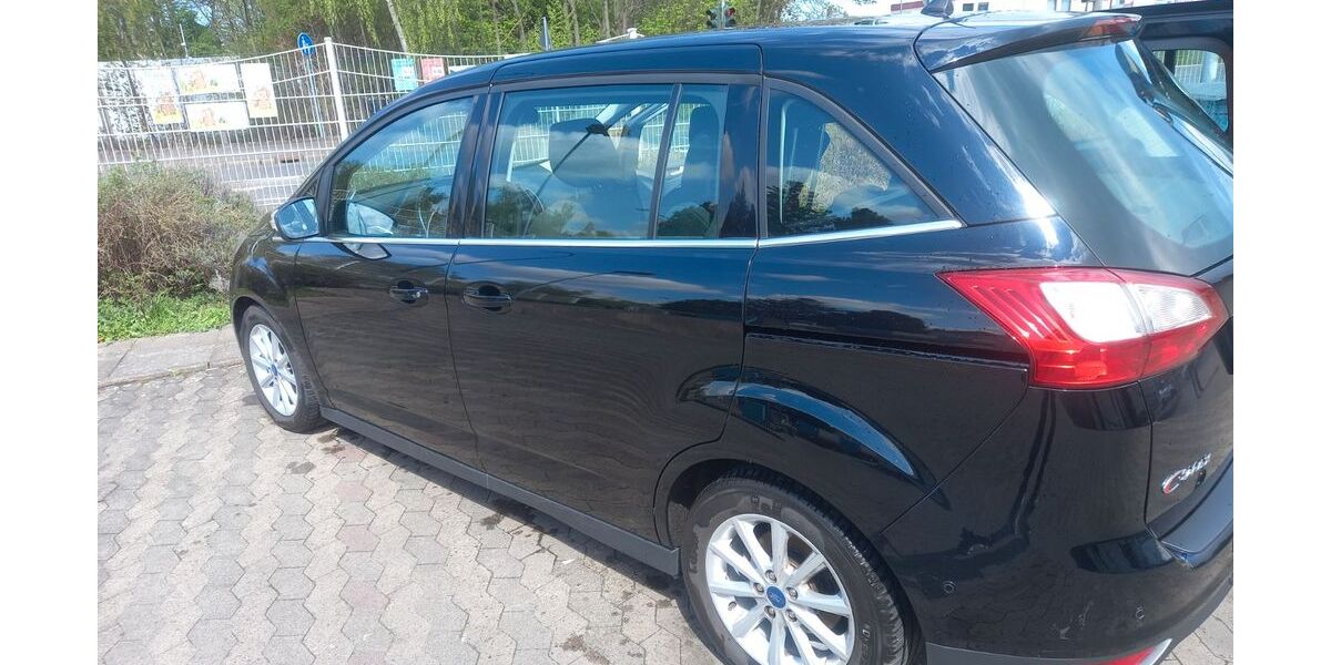 Ford Grand C-Max 112.000 km 11.999 &euro; Ebergötzen 37136