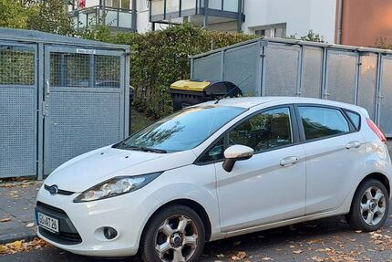 Ford Fiesta 104.500 km 3.000 &euro; Göttingen 37081