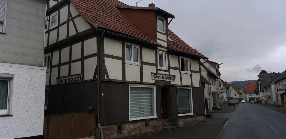 Mehrfamilienhaus, Wohnhaus Wesertal - 10 Zimmer, 260 m&sup2;, 135.000&euro; | Angebot:24837393