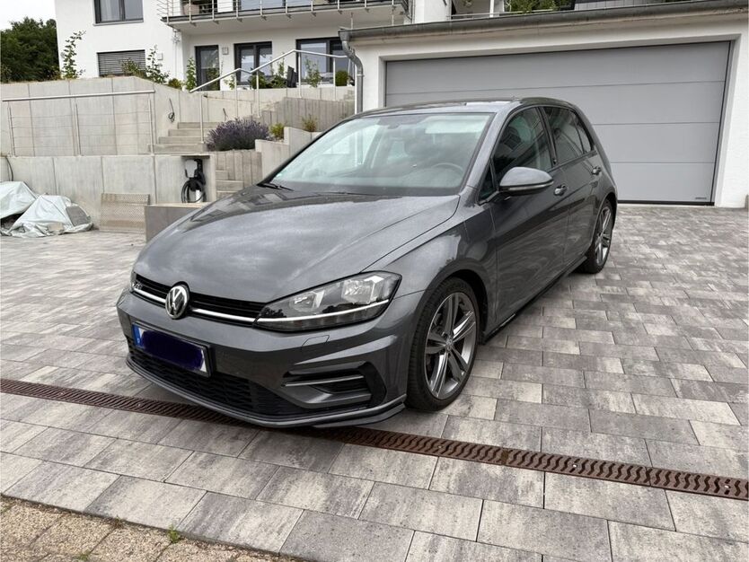 VW Golf 117.623 km 12.450 € Göttingen 37081