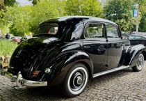 Mercedes-Benz 220 17.072 km 38.900 &euro; Berlin 12109