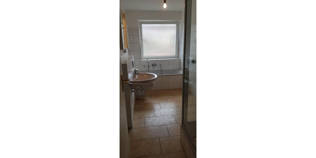 Erdgeschoßwohnung Göttingen Oststadt - 3 Zimmer, 107 m&sup2;, 1.190&euro; | Angebot:25805426